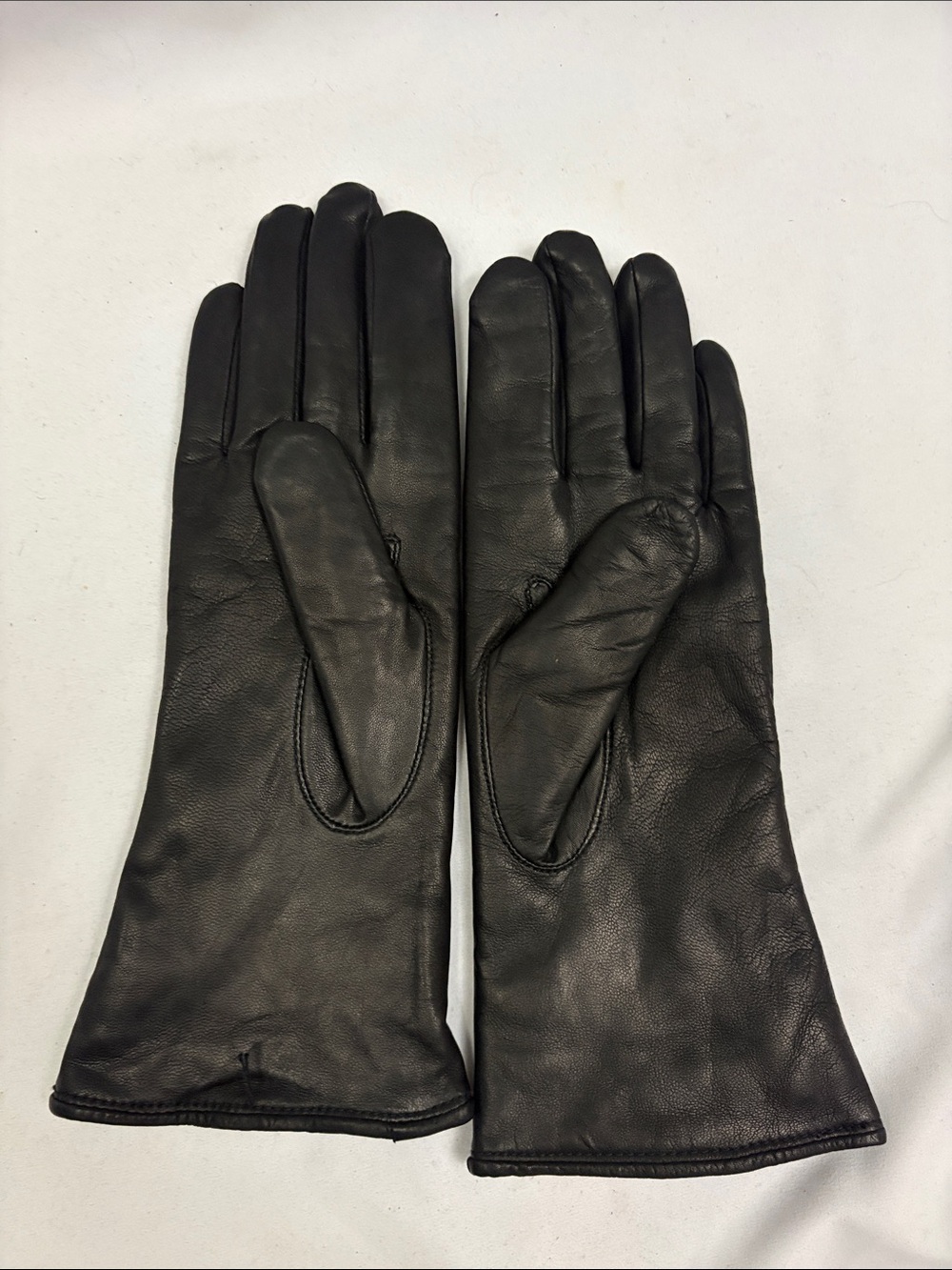 Preston & York Black Leather Gloves Size Medium - Picture 3 of 6
